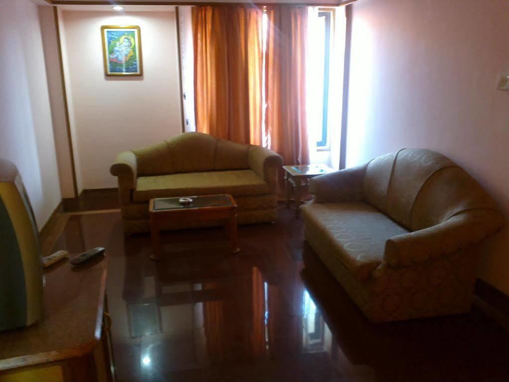 Mayura Residency Guruvayur Exterior photo
